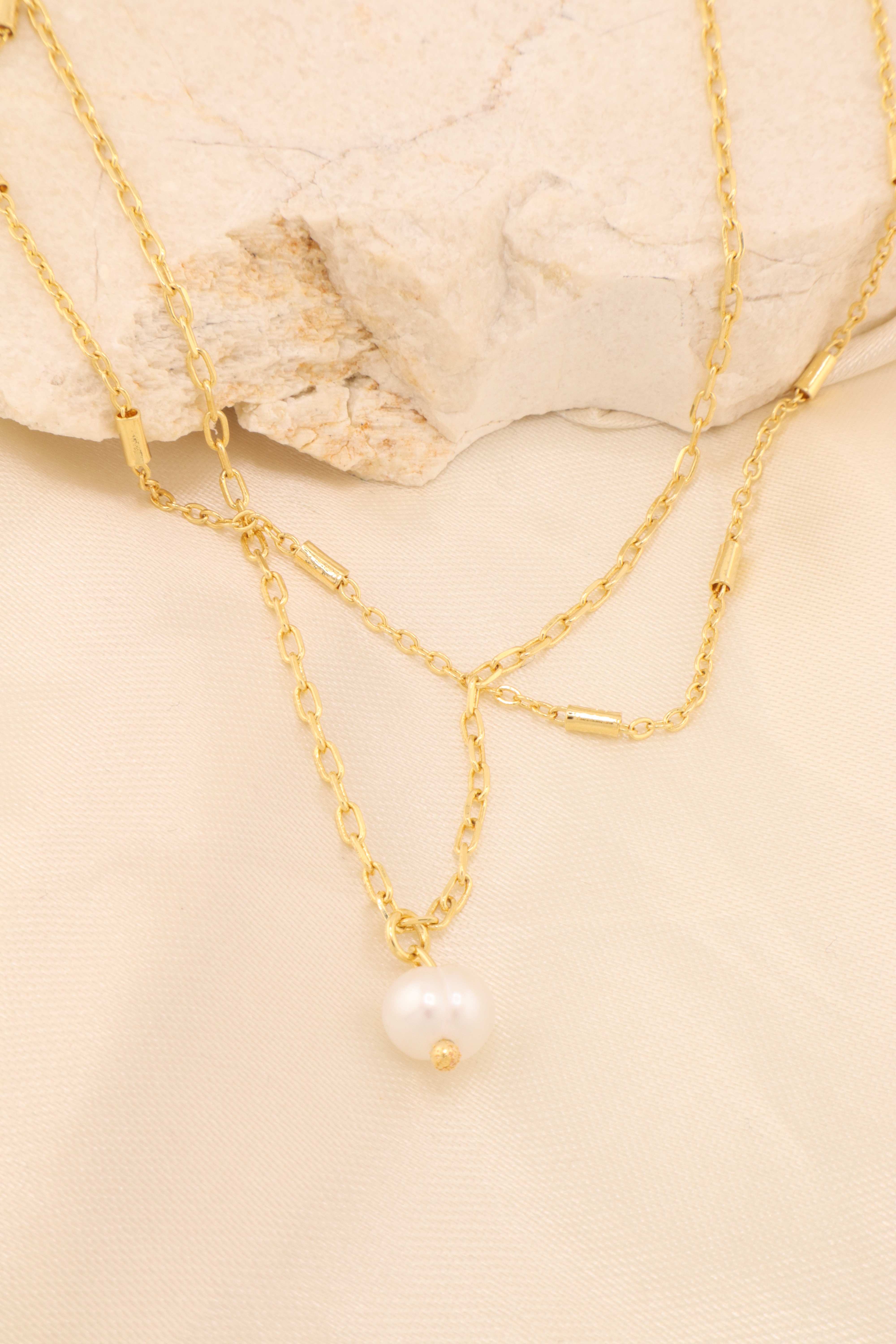 CHOKER DUPLA COM PÉROLA